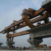 輔助導(dǎo)梁式架橋機，大型桁架式架橋機，書強起重大量供應(yīng)