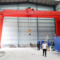 廣州花都20噸電動(dòng)門(mén)式起重機(jī)銷(xiāo)售安裝