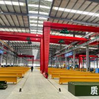 湖北省宜昌市西陵區(qū)半門式龍門吊起重機(jī)，龍門吊，行吊