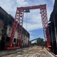 湖北省宜昌市五峰縣龍門吊，行吊，門式起重機